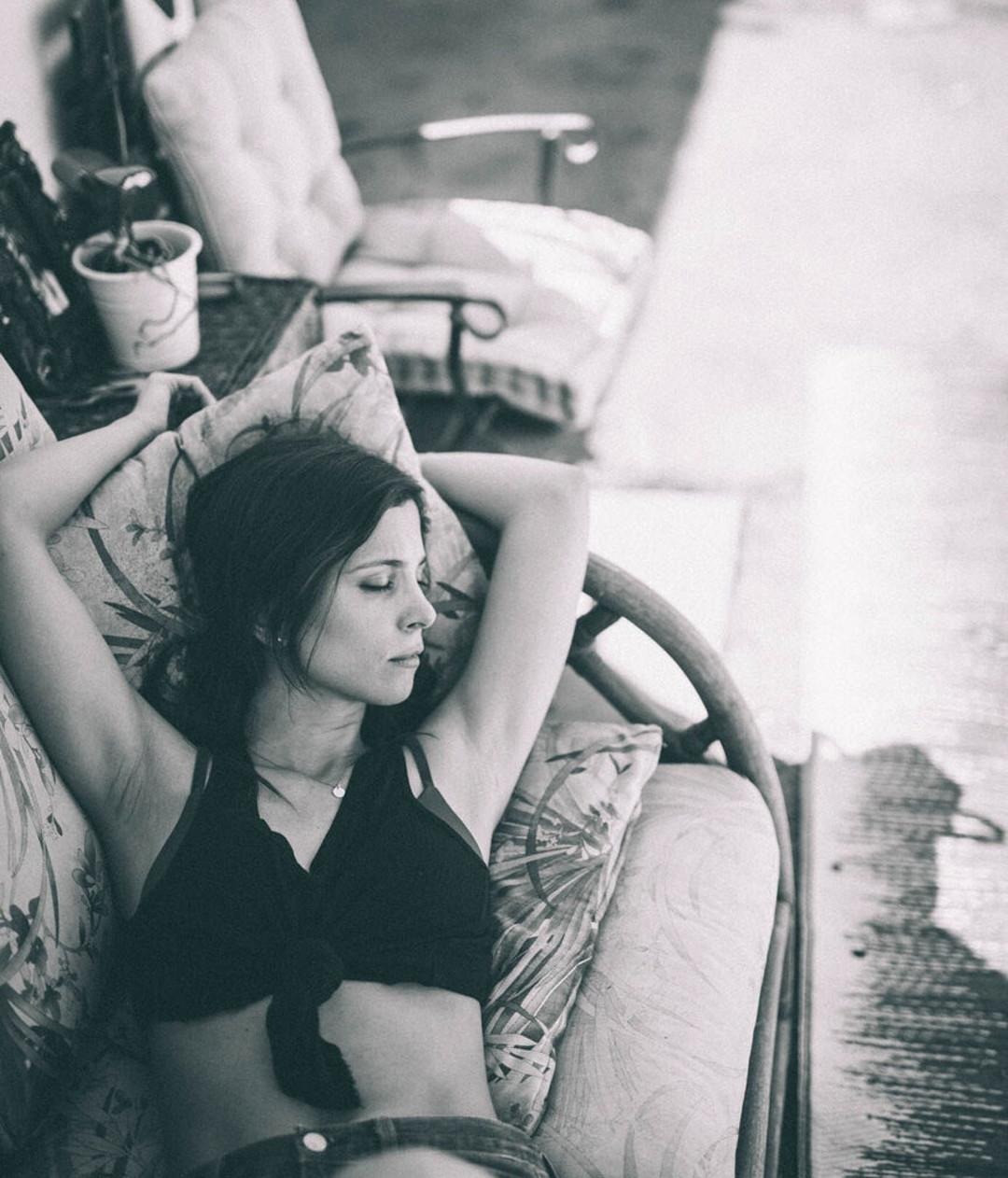 Photo full Aylin Tezel